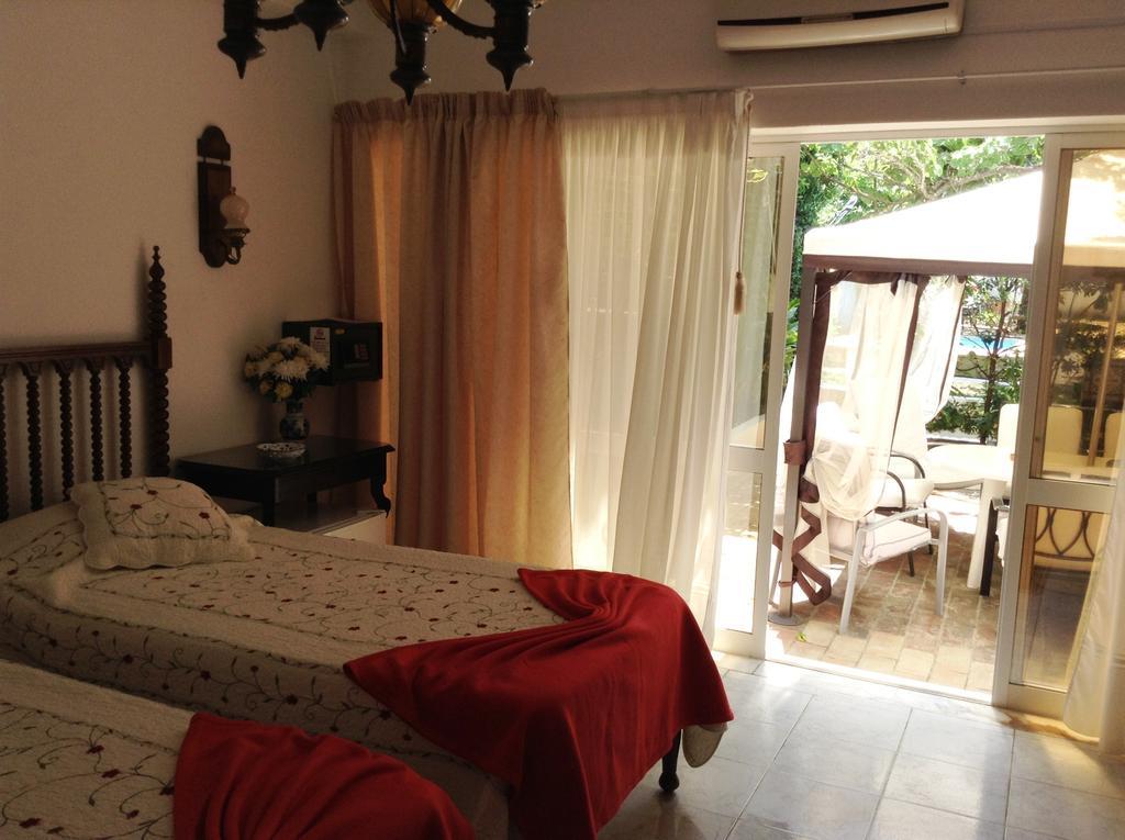 Casa Amarela Guesthouse Lagos Exterior photo